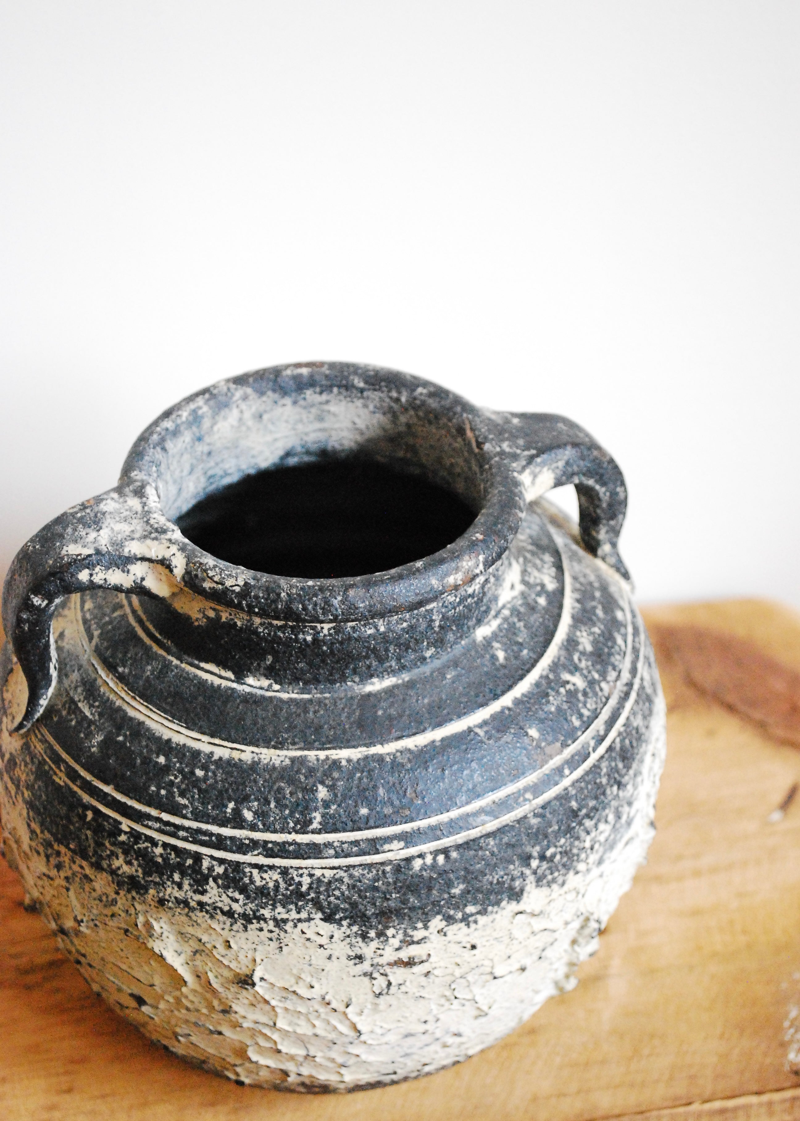 Two Handed Distressed Pot