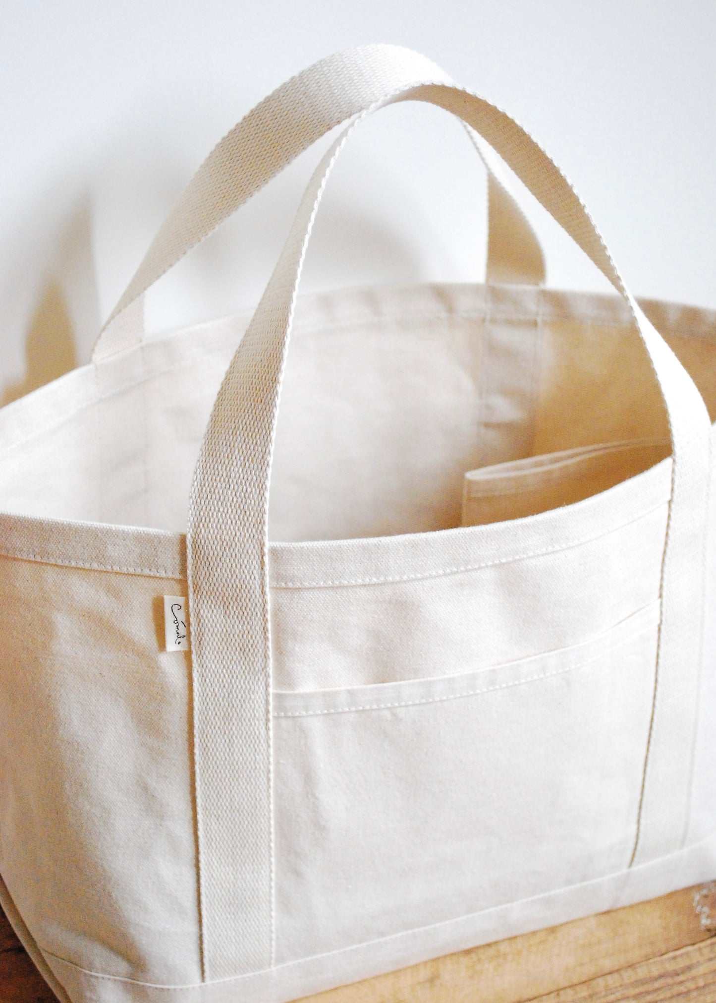 Grande Canvas Tote Bag