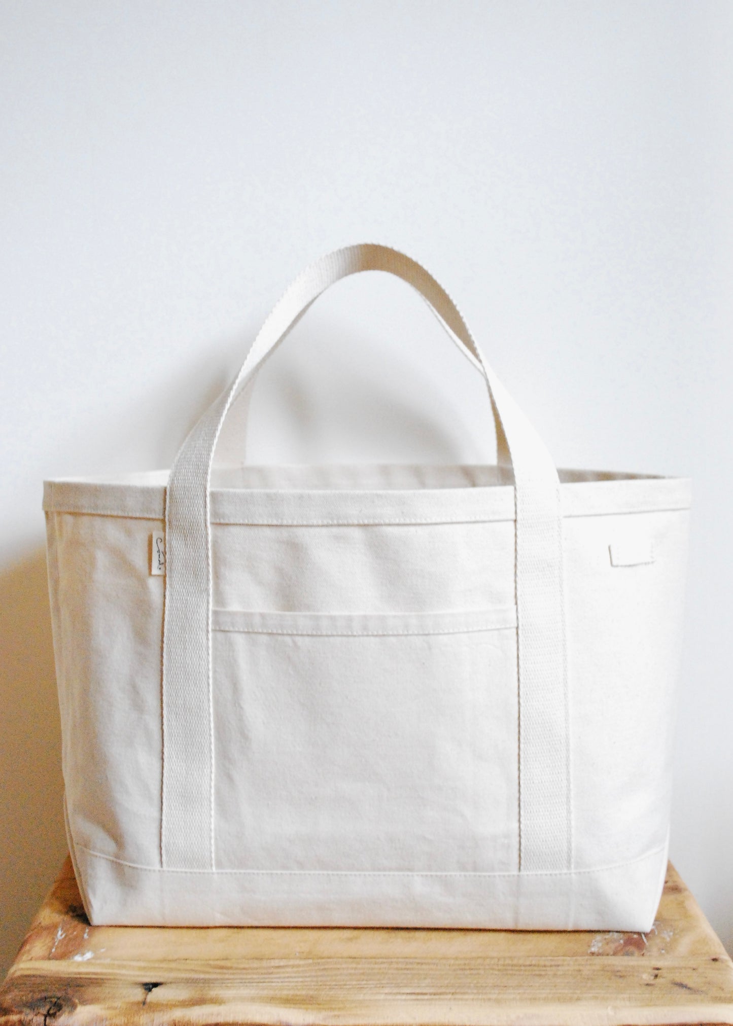 Grande Canvas Tote Bag