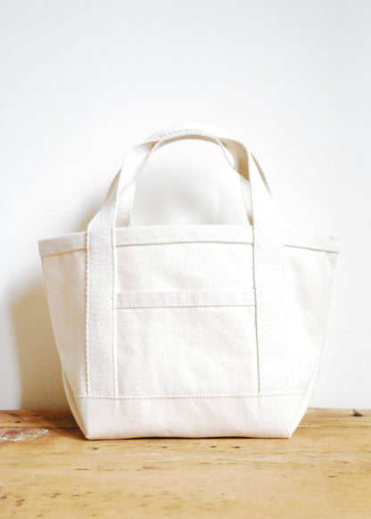 Pequeño Canvas Tote Bag